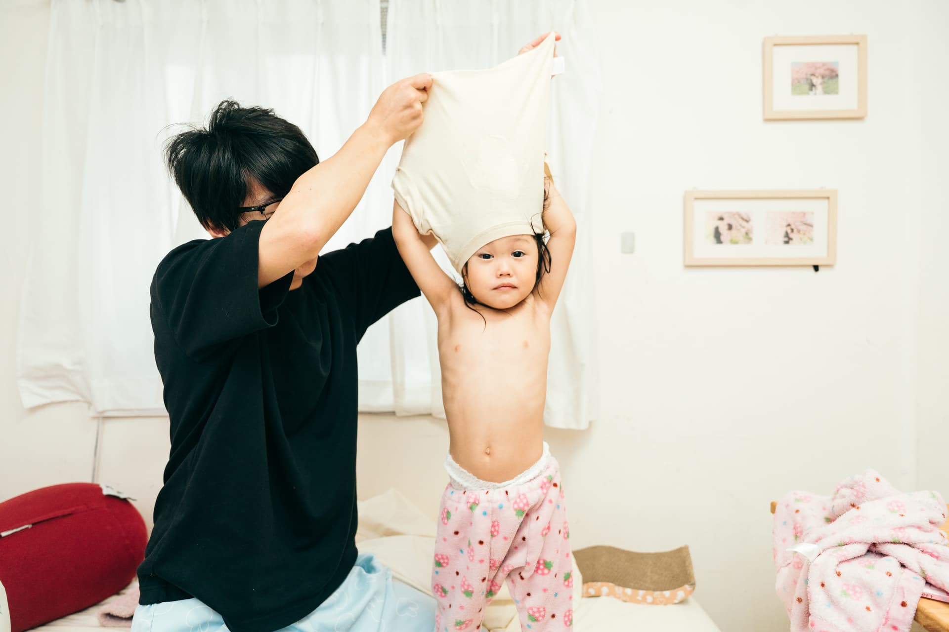 お父さんと着替えをするひとこま