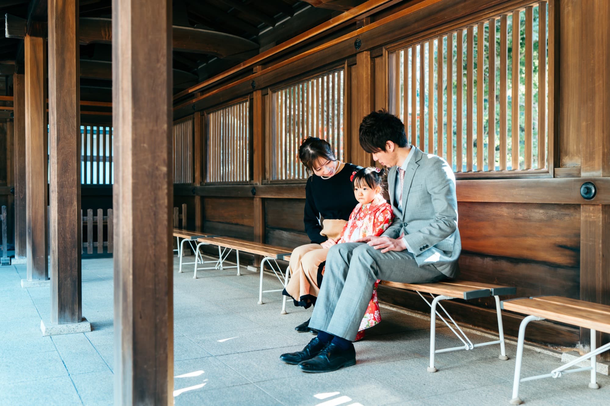 井草八幡宮 七五三 境内でのファミリーフォト