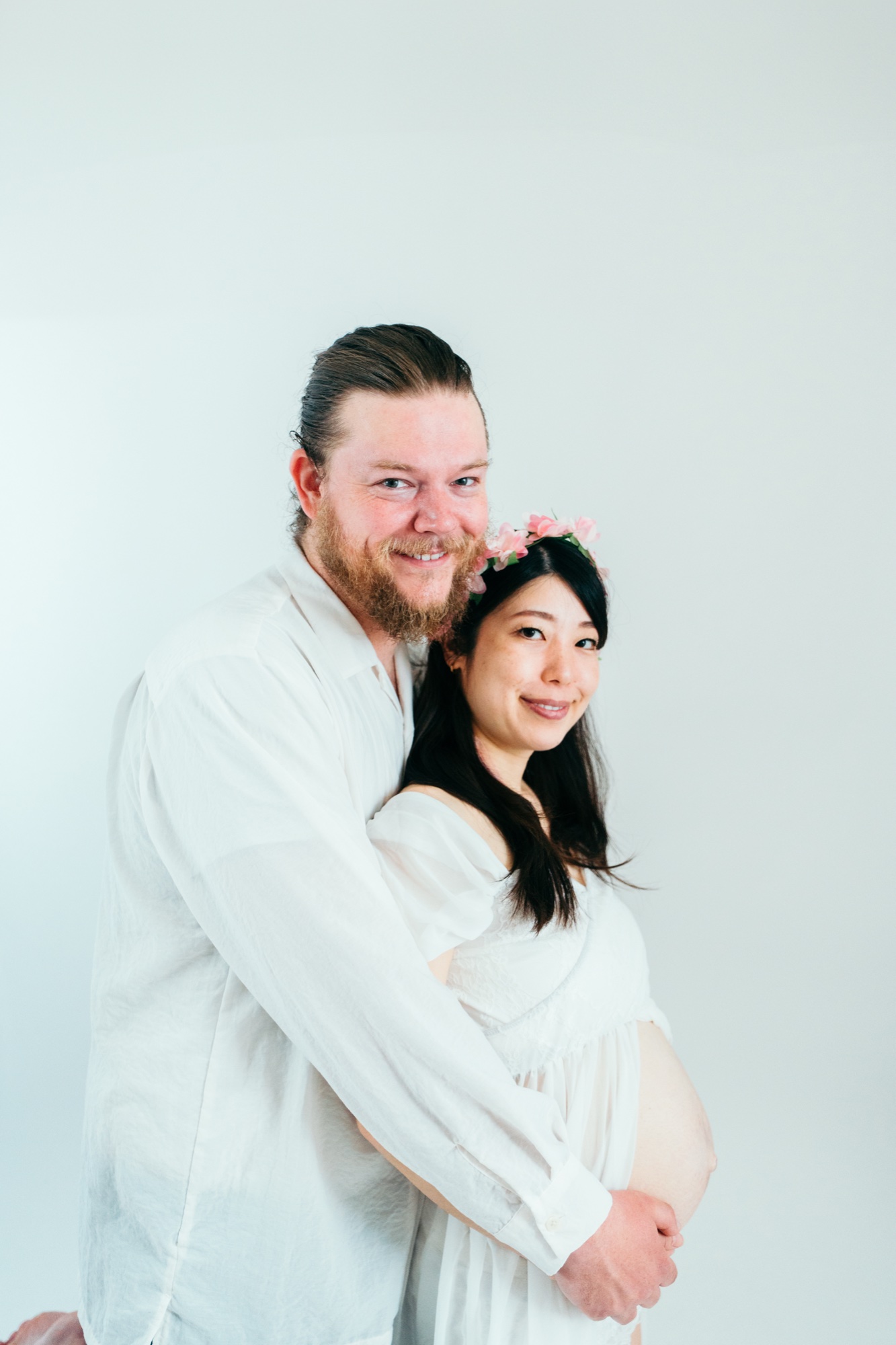横浜のスタジオで夫婦そろって撮ったマタニティフォト